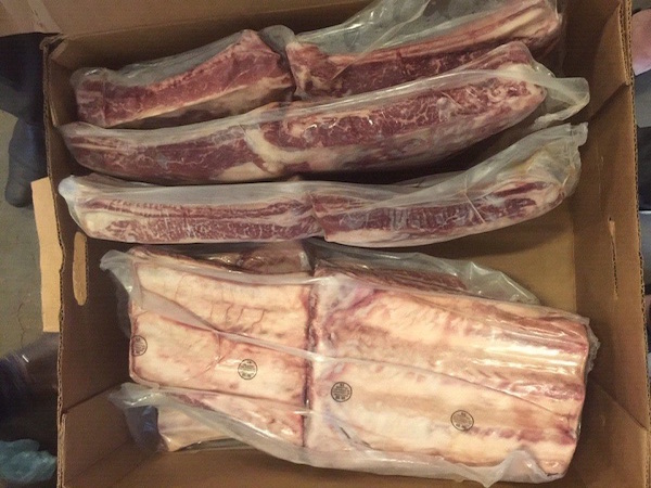 Quy cách đóng gói thịt sườn bò Mỹ có xương